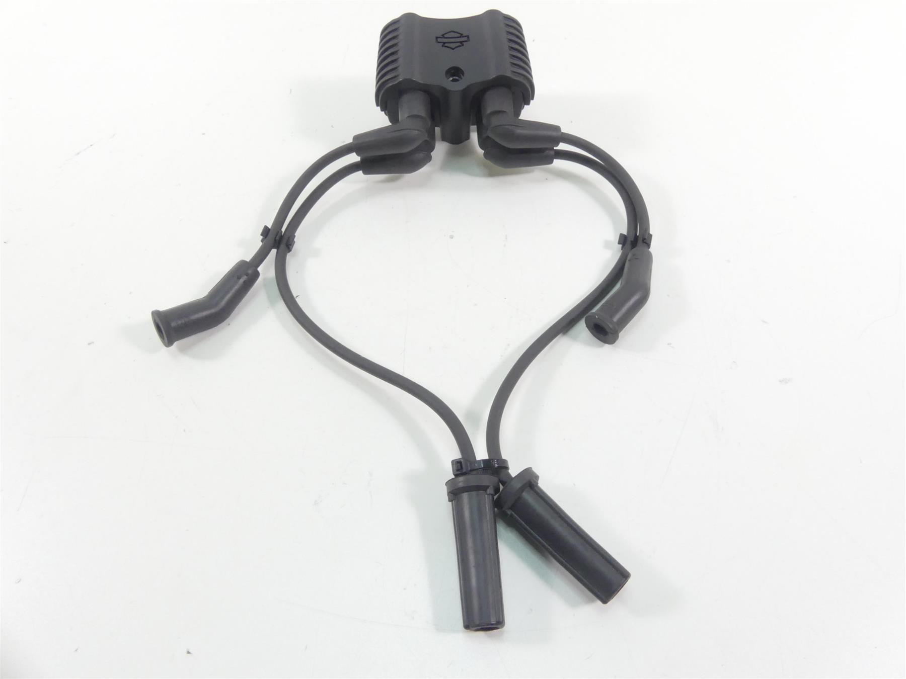 2018 Harley Softail FXFB Fat Bob Ignition Coil + Wires & Plugs Set 31600067 {{ shop.shopifyCountryName }} - Mototech271