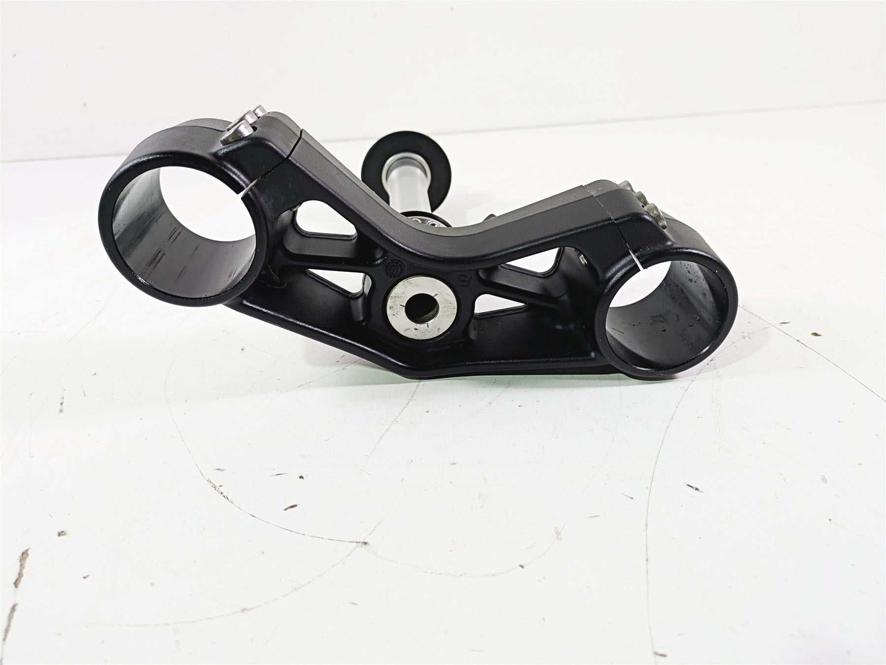 2019 Triumph Speed Triple RS 1050 Lower Triple Tree Steering Clamp 53mm T2048460 {{ shop.shopifyCountryName }} - Mototech271