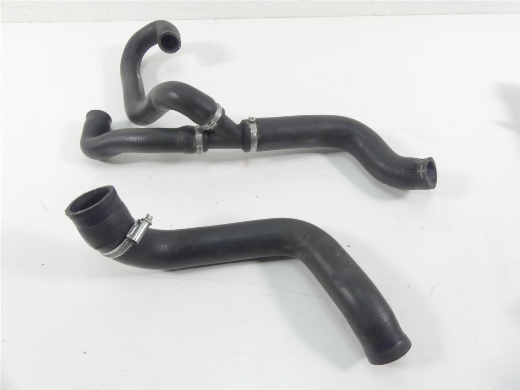2019 KTM 1290R Super Adventure Radiator Fan Reservoir Hose Set 60335010100 {{ shop.shopifyCountryName }} - Mototech271