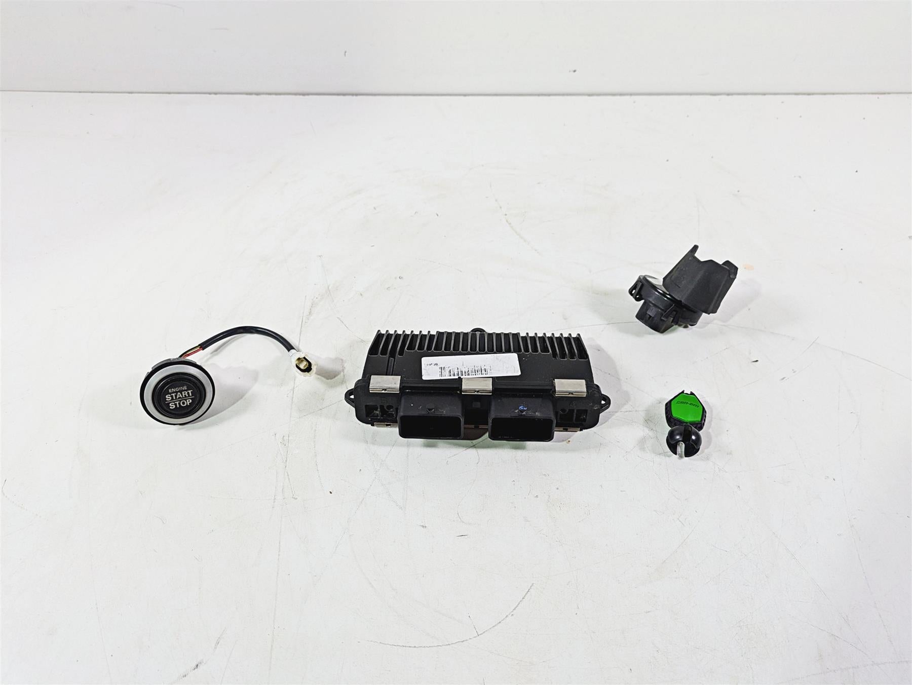 2018 Can Am Maverick X3 XRC Turbo R Cdi Ecu Ecm Ignition Dess Switch 420666946 {{ shop.shopifyCountryName }} - Mototech271