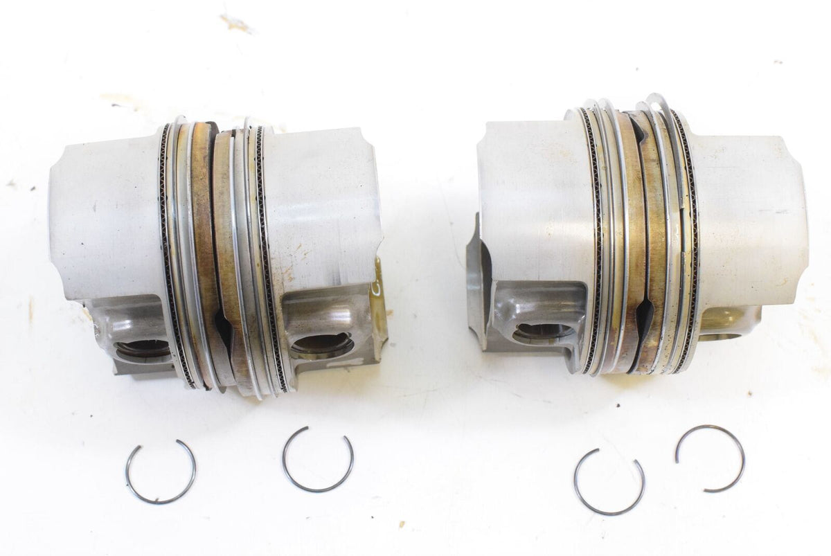 2005 Suzuki GSX1300 R Hayabusa Nice Jug Cylinder Pistons 18K 11210-24F00-0F0 {{ shop.shopifyCountryName }} - Mototech271