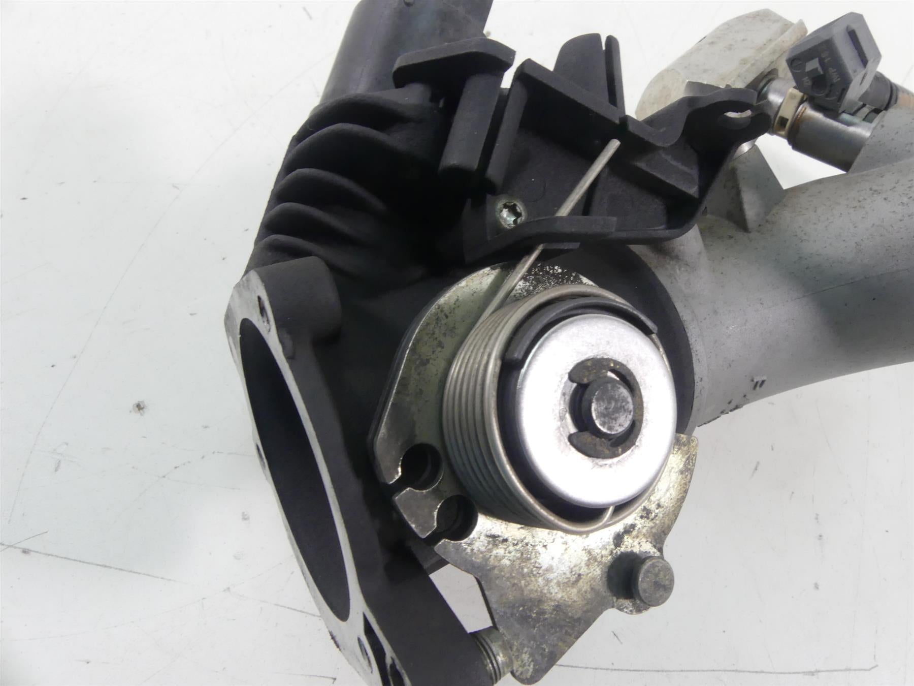 2004 Harley Softail FLSTFI Fat Boy Throttle Body Bodies Fuel Injector 27600-01A {{ shop.shopifyCountryName }} - Mototech271