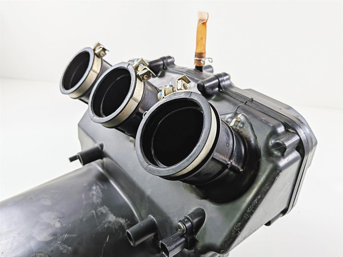 2021 Yamaha YXZ1000R EPS SS SE Air Cleaner Breather & All Tubes 2HC-E4411-01-00 {{ shop.shopifyCountryName }} - Mototech271
