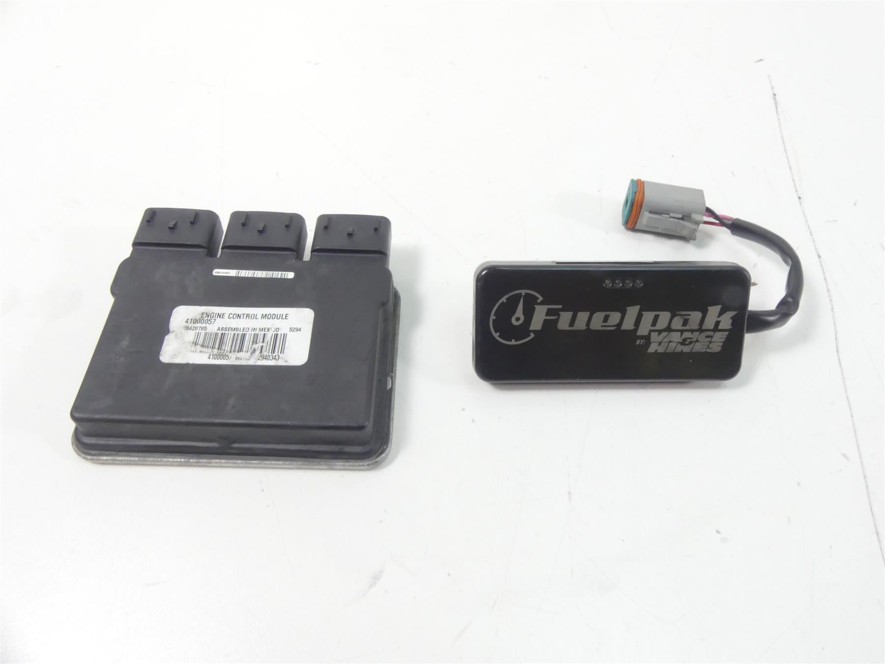 2016 Harley Touring FLTRX Road Glide Cdi Ecm Ecu Engine Control Module + Vance Hines Fuelpak Fp3 41000057 184468 66005 {{ shop.shopifyCountryName }} - Mototech271