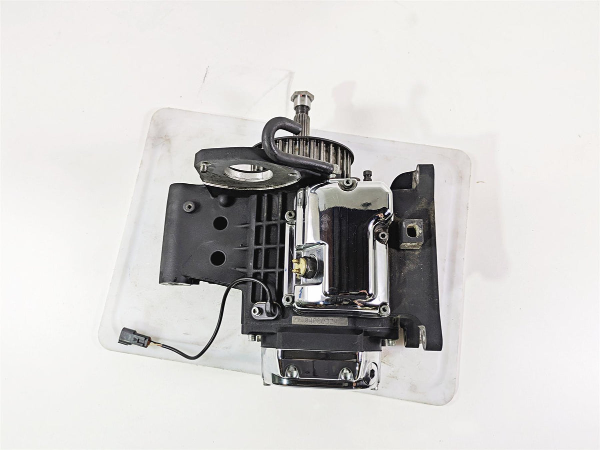 2004 Harley Softail FXSTDI Deuce Transmission Gear Box 5 Speed 33052-04 {{ shop.shopifyCountryName }} - Mototech271