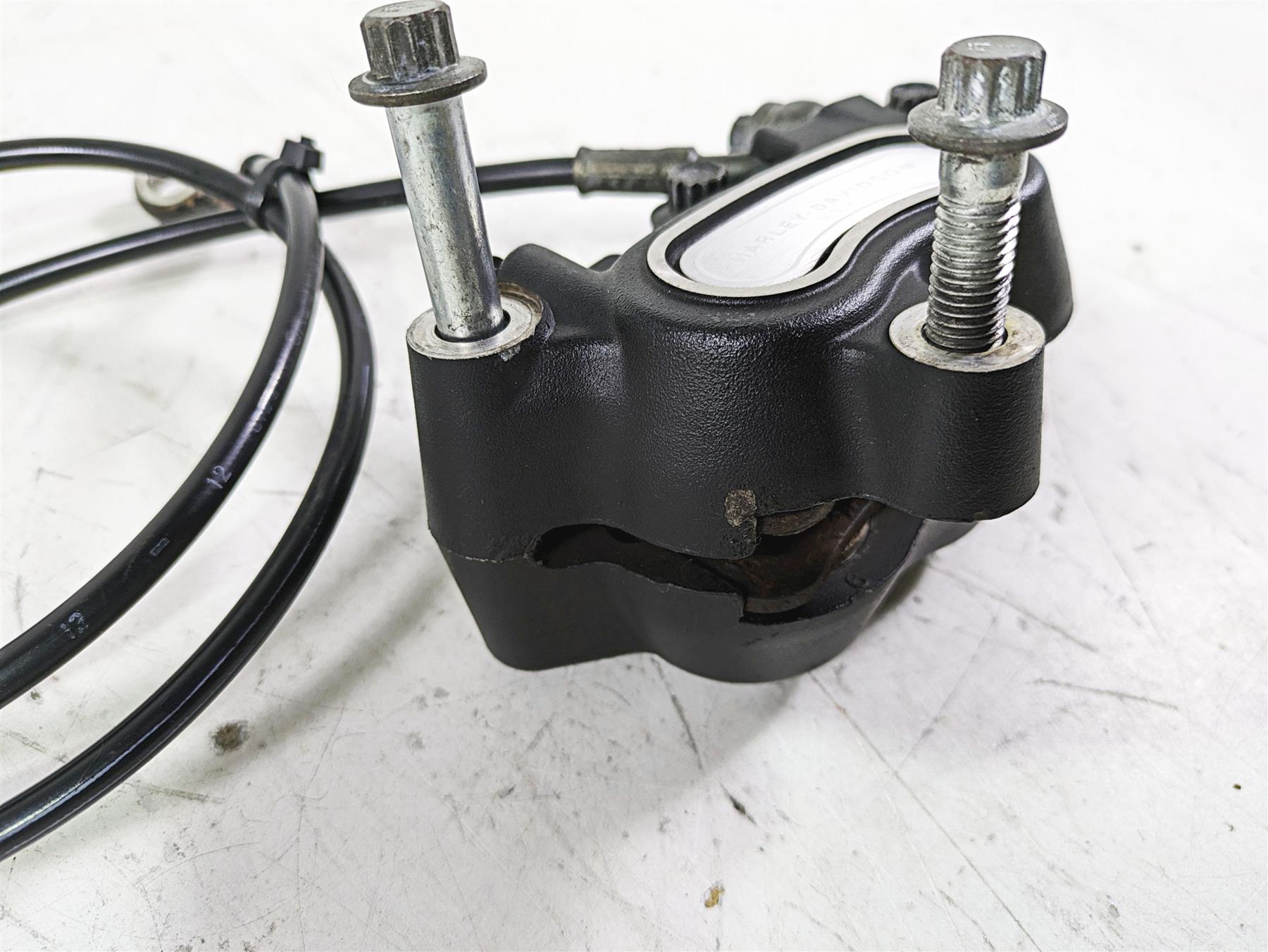 2013 Harley FXDWG Dyna Wide Glide Front Brake Caliper + Line - Read 41300001 {{ shop.shopifyCountryName }} - Mototech271