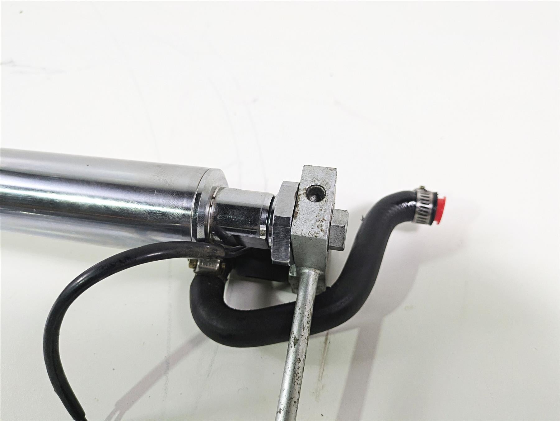 1996 Harley Touring FLHTCUI Electra Glide Straight Showa Front Forks 45863-84 {{ shop.shopifyCountryName }} - Mototech271