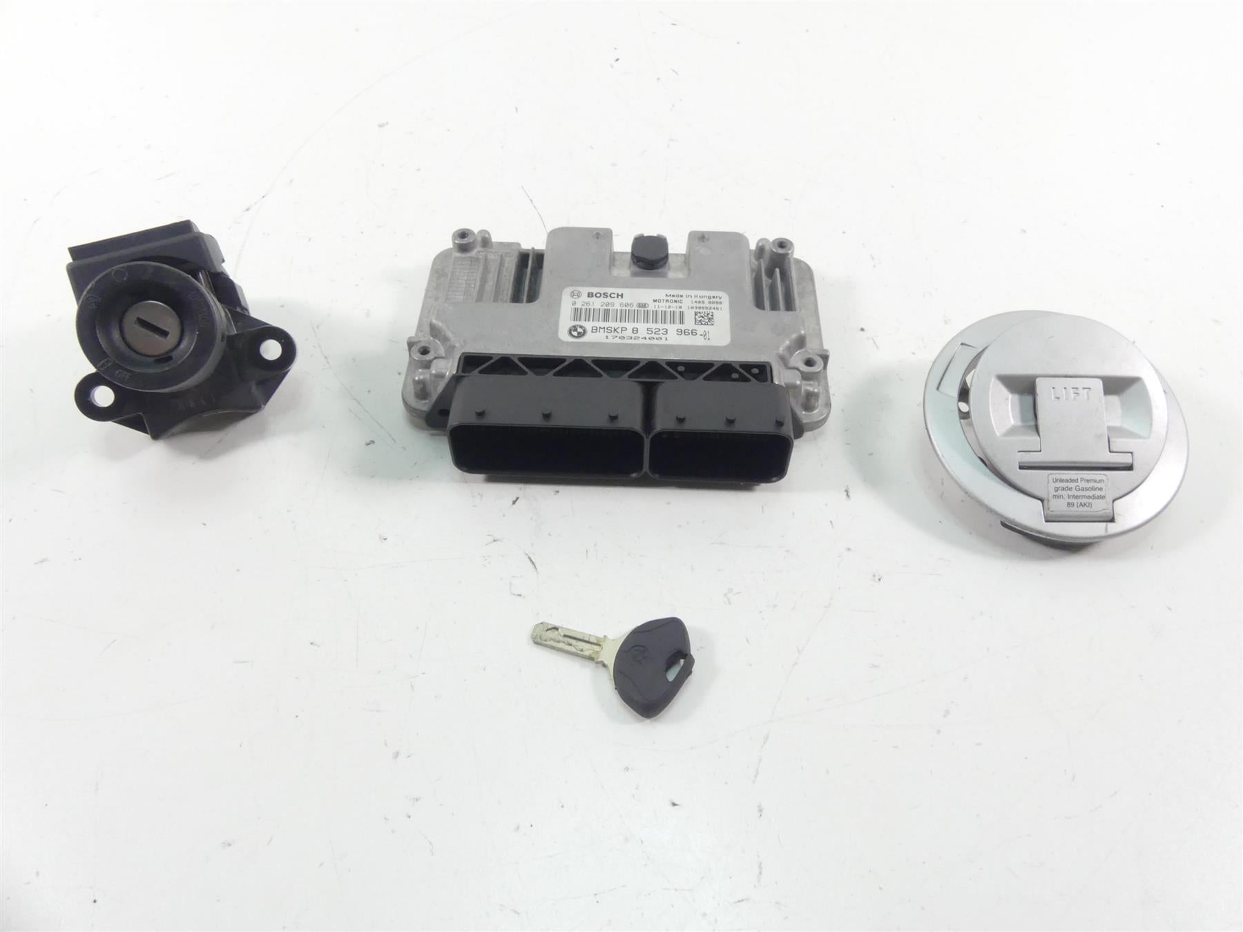 2012 BMW S1000RR K46 Cdi Ecu Ecm Ignition Switch Key Set 8523966 81357705247 | Mototech271
