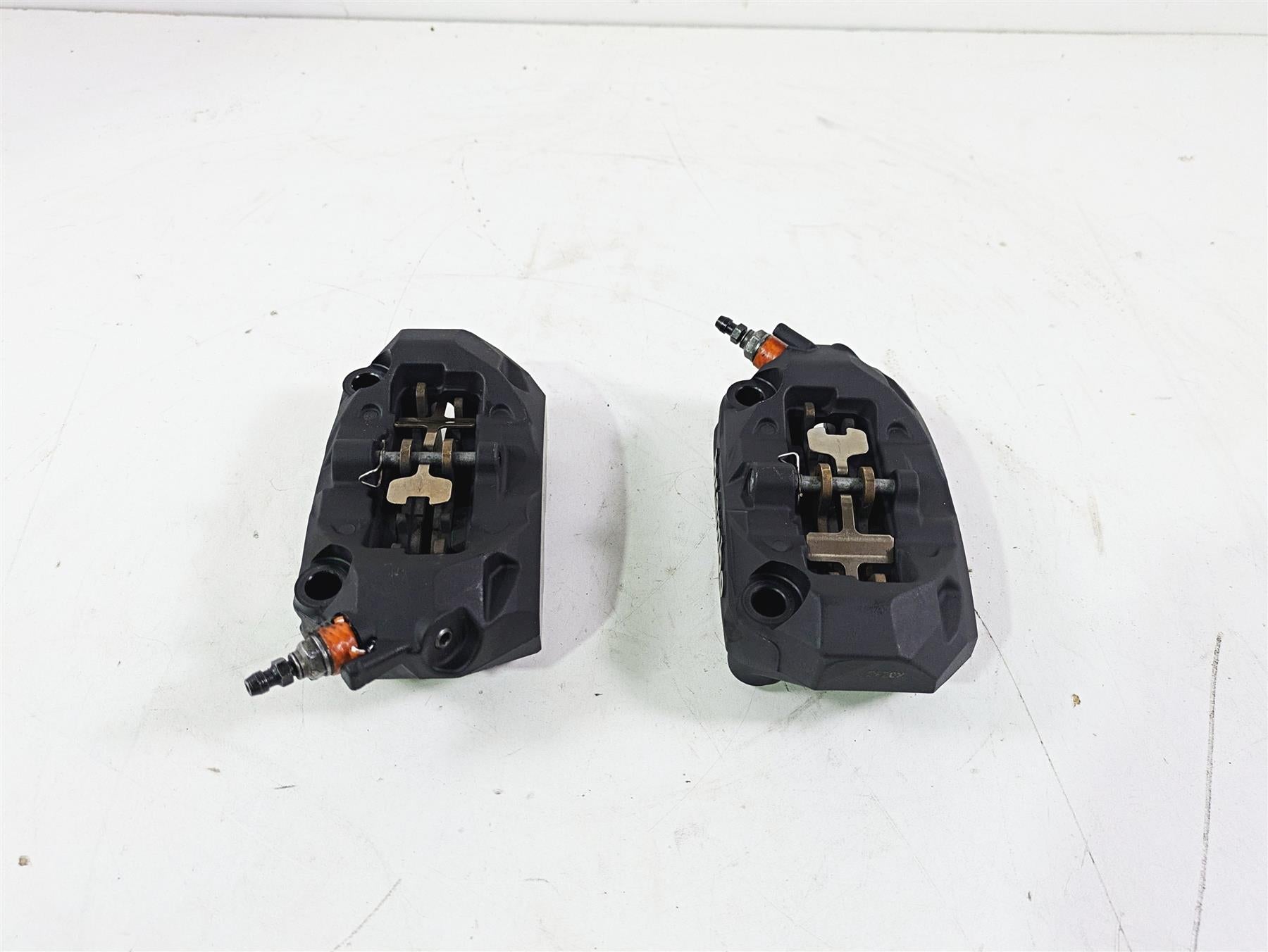 2016 BMW F800R K73 Brembo 100mm Front Brake Caliper Set 34118535161 34118535162 {{ shop.shopifyCountryName }} - Mototech271