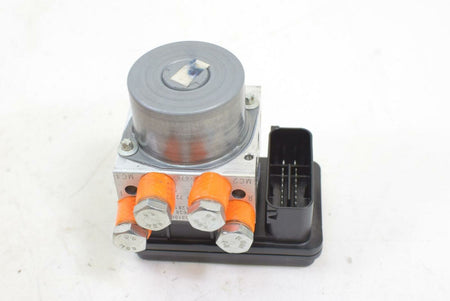 2017 KTM Duke 390 Abs Brake Module Pump 93342031000 {{ shop.shopifyCountryName }} - Mototech271