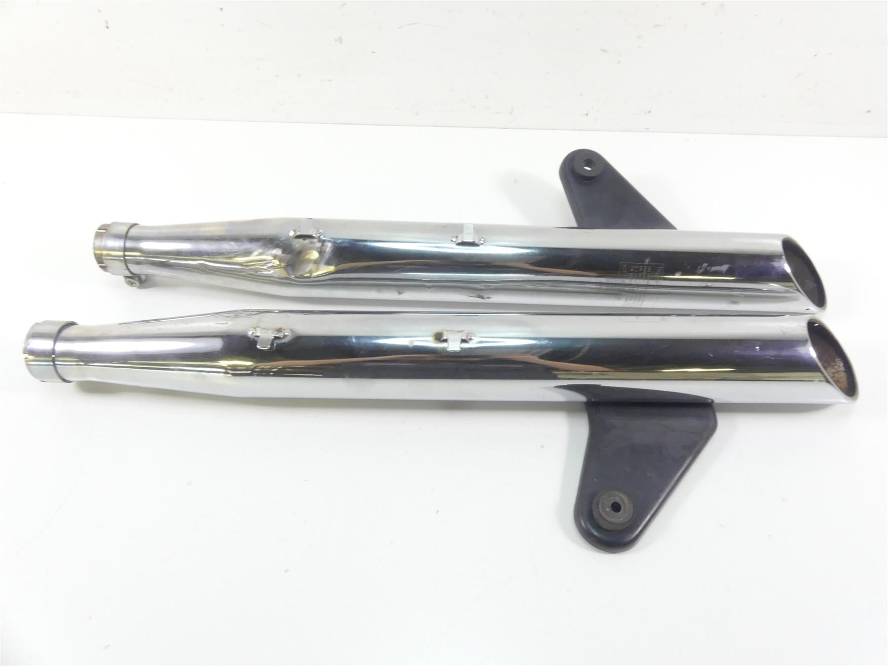 2002 Triumph Bonneville America Exhaust Pipe Muffler Set A9600059 A9600060 | Mototech271