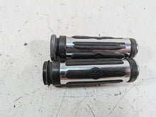 Load image into Gallery viewer, 2008 Harley FLHTCU Electra Glide Oem Chrome Rubber Hand Grip Set 56246-08 | Mototech271
