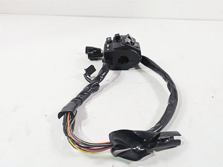 2024 Kawasaki ZX6R ZX636 Ninja Left Hand Control Switch Light Horn 46091-0624 {{ shop.shopifyCountryName }} - Mototech271