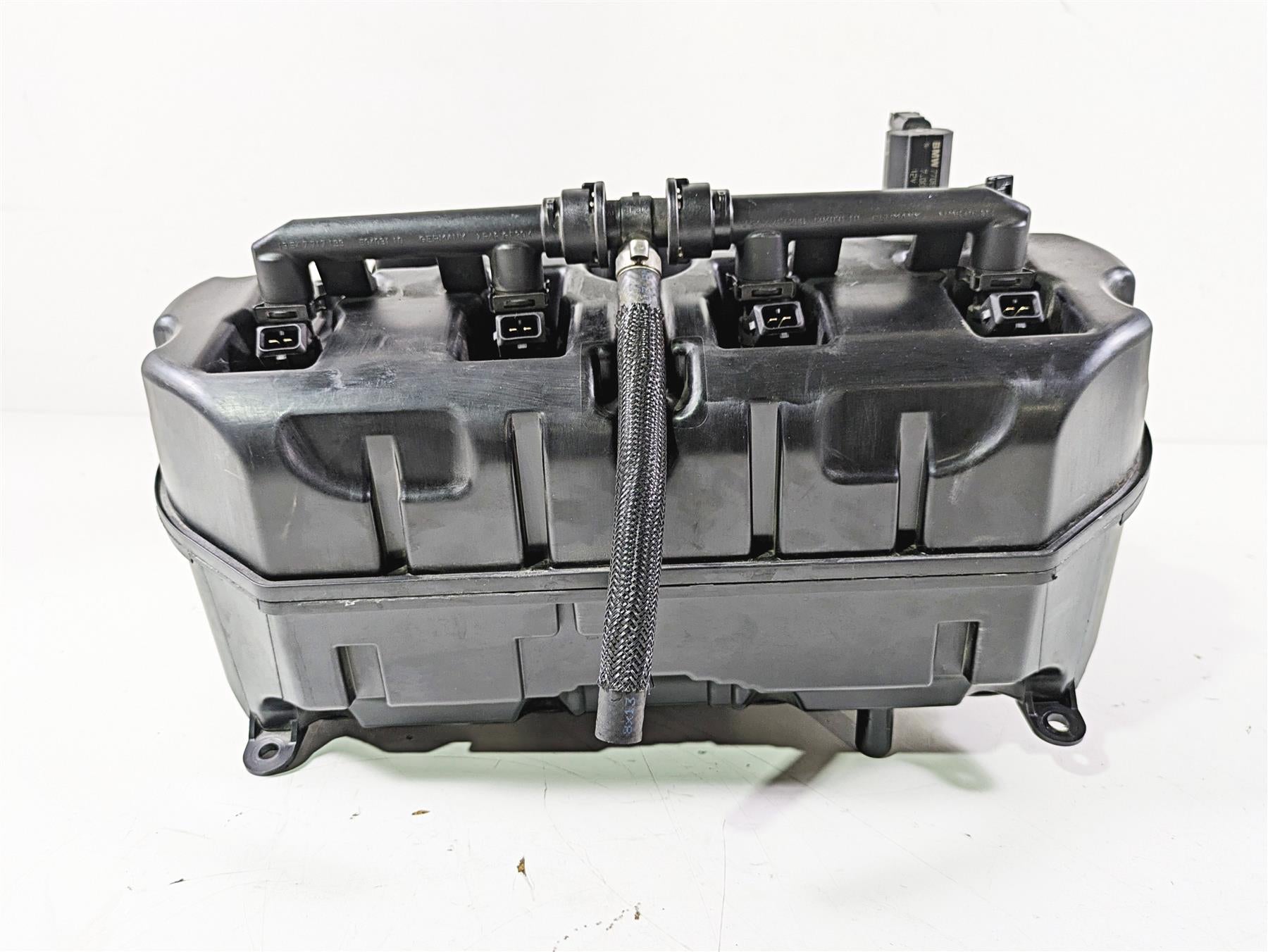 2019 BMW S1000XR K49 Air Box Cleaner Breather Filter & Inlet Duct 13718544689 {{ shop.shopifyCountryName }} - Mototech271