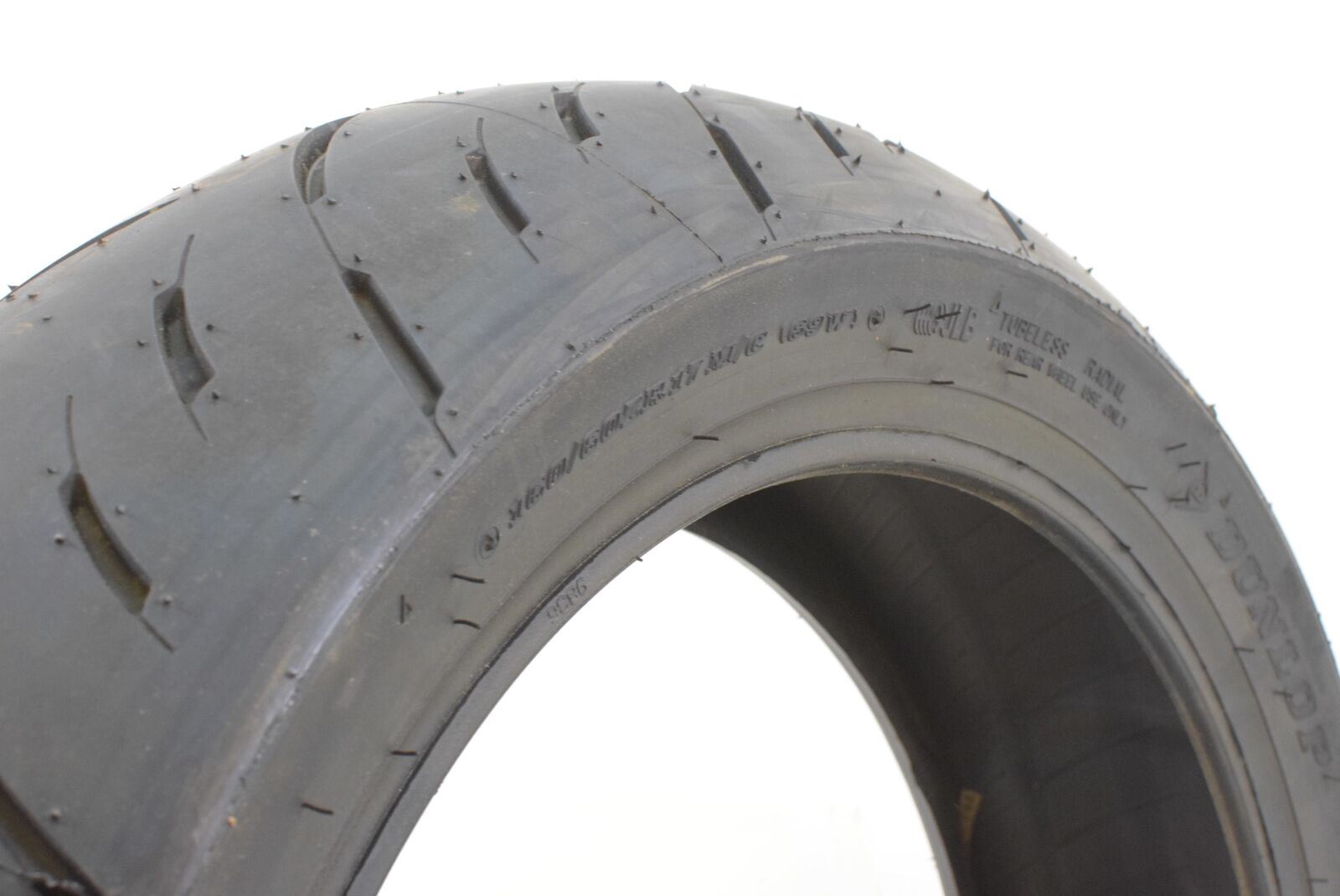 Unused Rear Motorcycle Tire Dunlop Sportmax GPR-300 160/60-17 DOT01218 45067356 {{ shop.shopifyCountryName }} - Mototech271