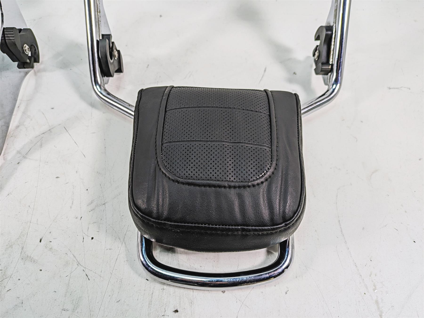 2011 Harley Touring FLHR Road King Passenger Backrest Luggage Rack Quick Release Set {{ shop.shopifyCountryName }} - Mototech271
