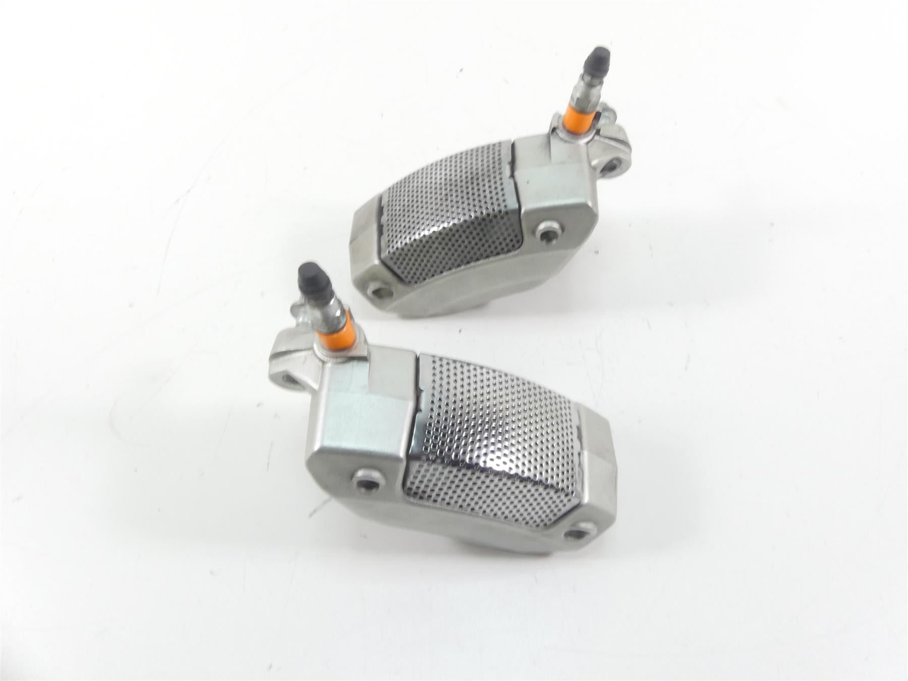 2009 Harley FLHTCU SE4 CVO E-Glide Front Brake Caliper Set 42938-08 42939-08 {{ shop.shopifyCountryName }} - Mototech271