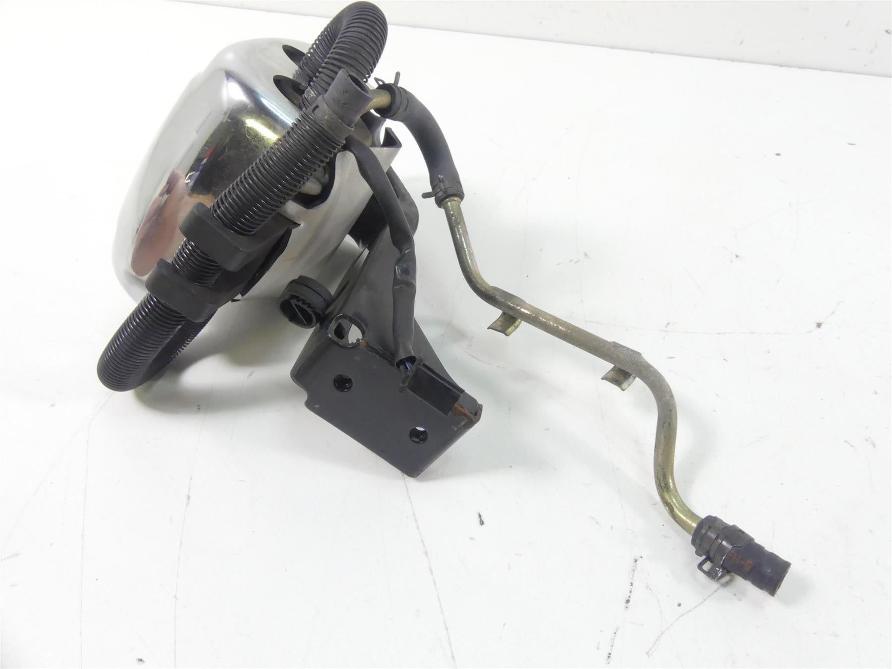 2001 Yamaha XV1600 Road Star Fuel Gas Petrol Pump - Tested 4WM-13907-00-00 {{ shop.shopifyCountryName }} - Mototech271