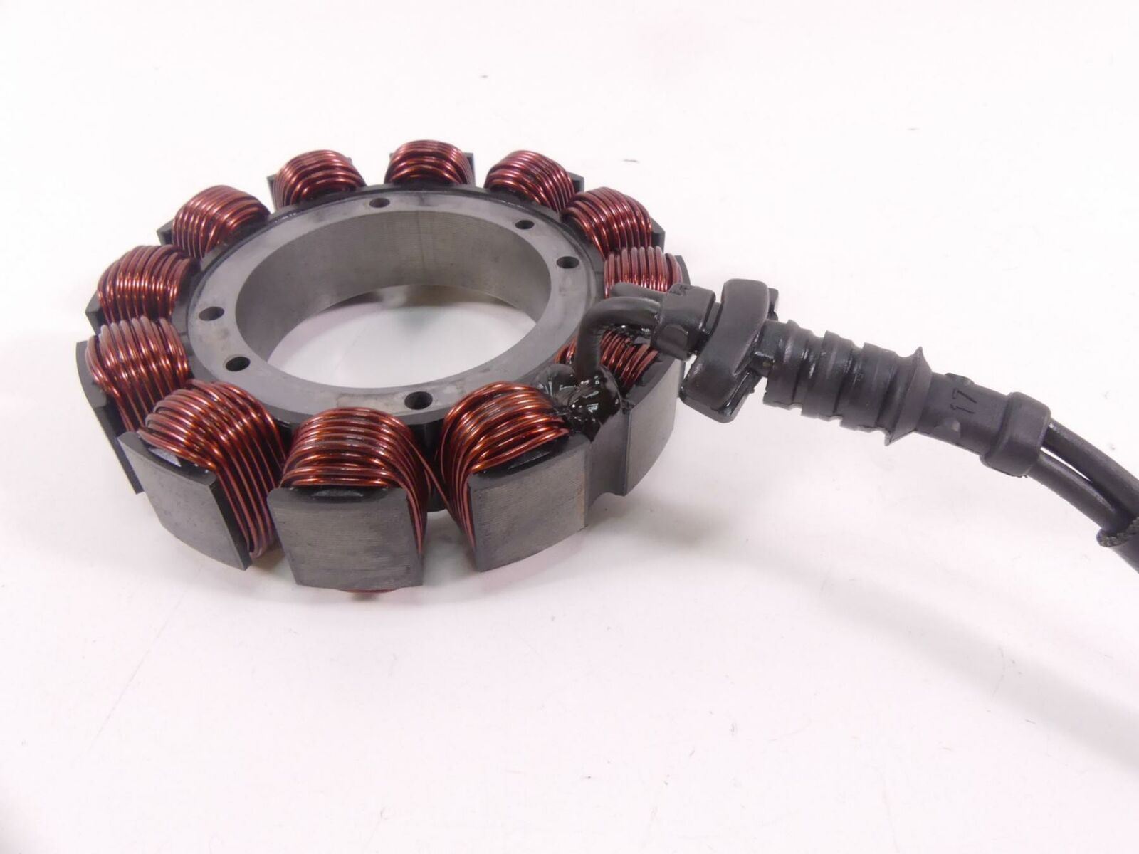 2005 Harley Touring CVO FLHTCSE Electra Glide Stator Alternator Magneto 29987-0 {{ shop.shopifyCountryName }} - Mototech271