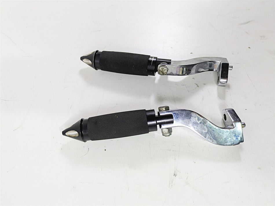 2001 Harley Touring FLHX Street Glide Avon Spike Rear Footpeg Set & Chrome Mount {{ shop.shopifyCountryName }} - Mototech271