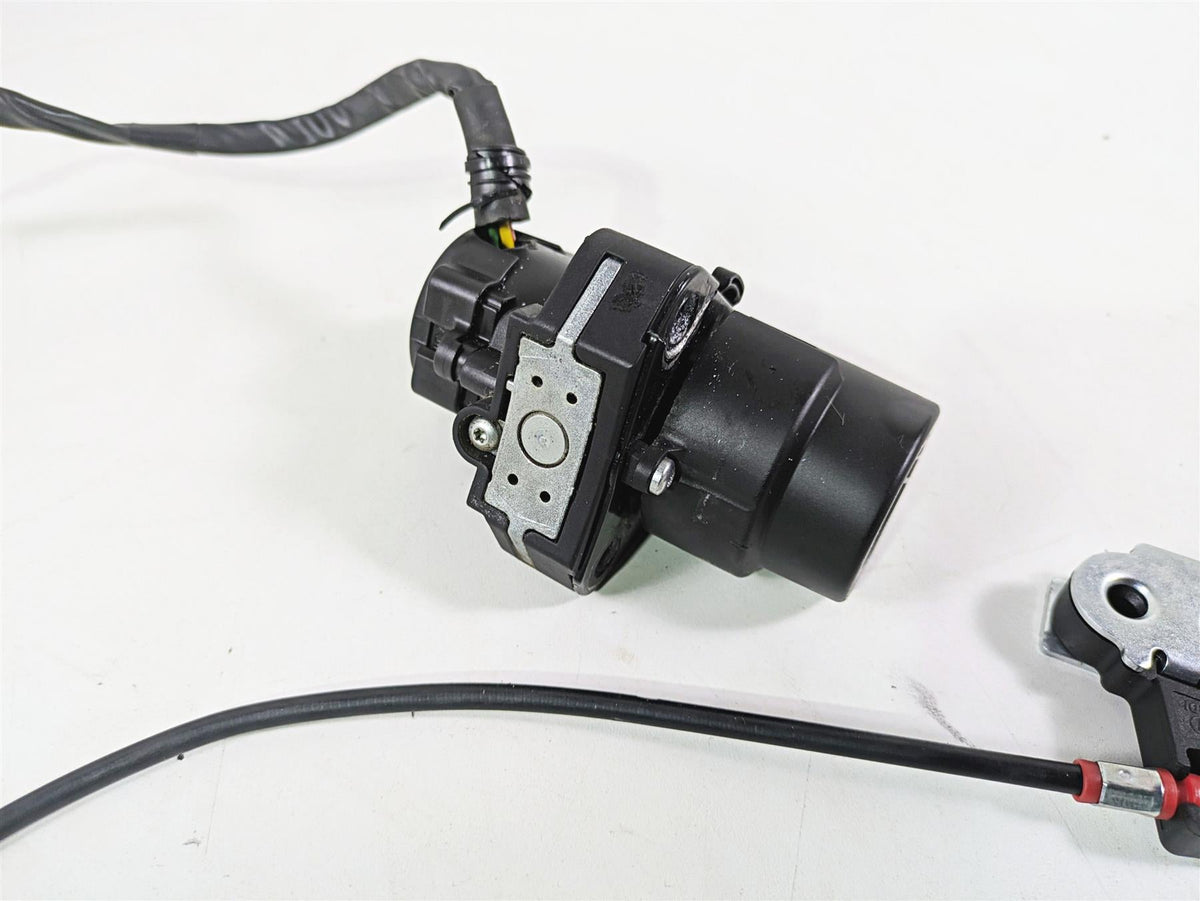 2022 Ducati Scrambler Desert Sled Cdi & Ignition Switch Key Set - Read 28641852A {{ shop.shopifyCountryName }} - Mototech271