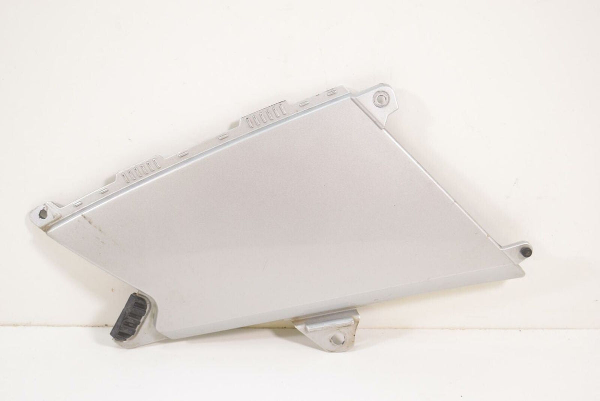 2012 BMW R1200 GS K25 Between Leg Side Cover Fairing Right 7706282 {{ shop.shopifyCountryName }} - Mototech271