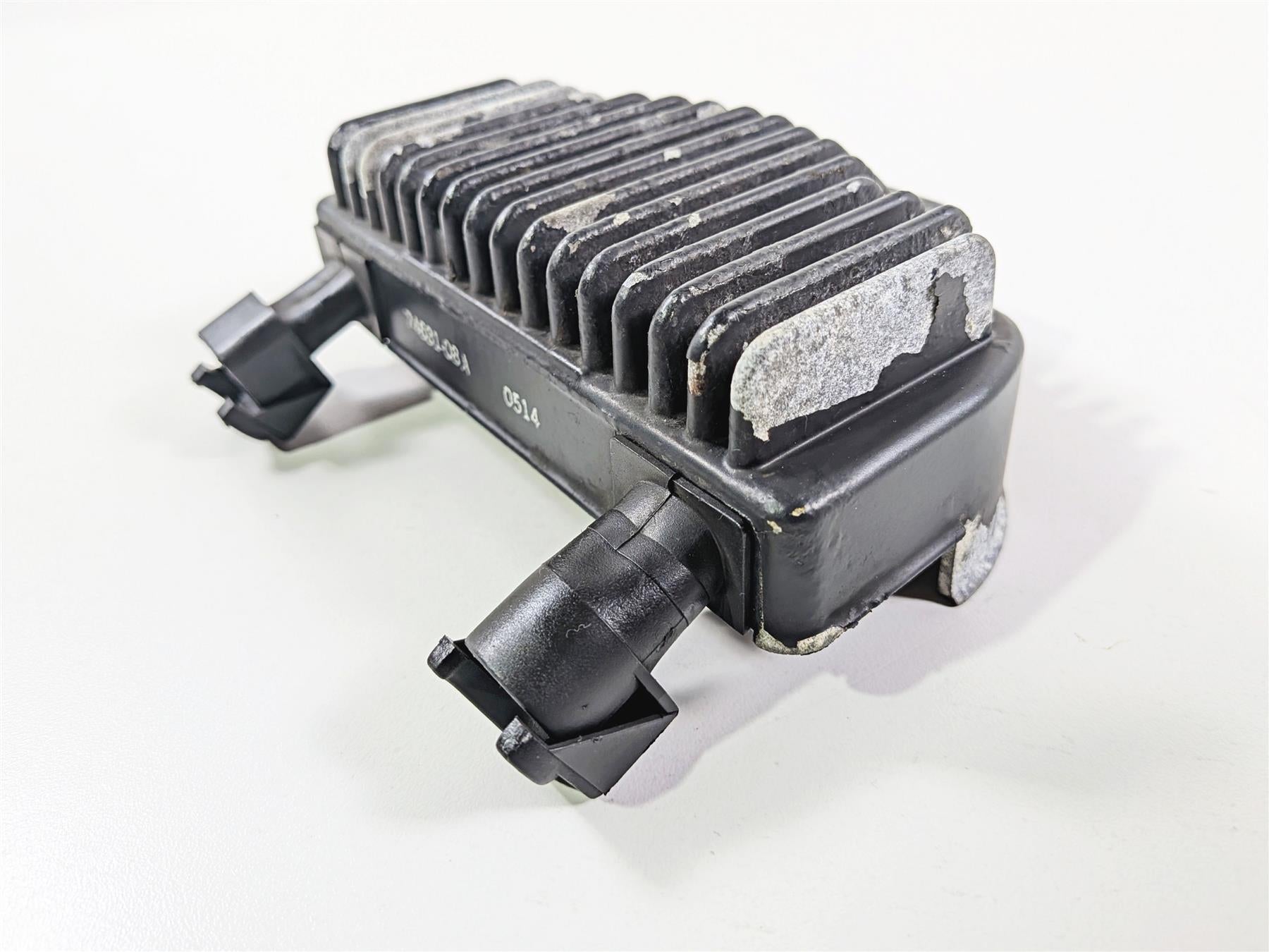 2014 Harley FXDL Dyna Low Rider Rectifier Voltage Regulator 74631-08A {{ shop.shopifyCountryName }} - Mototech271