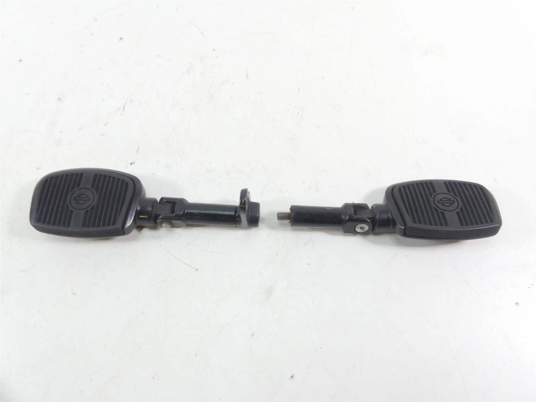 2015 Harley FLS Softail Slim Rear Passenger Foot Peg Footpeg Set {{ shop.shopifyCountryName }} - Mototech271