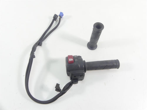 2018 Honda CBR1000 RR SC77 Right Hand Control Switch Grip Set 35135-MKF-D41 | Mototech271