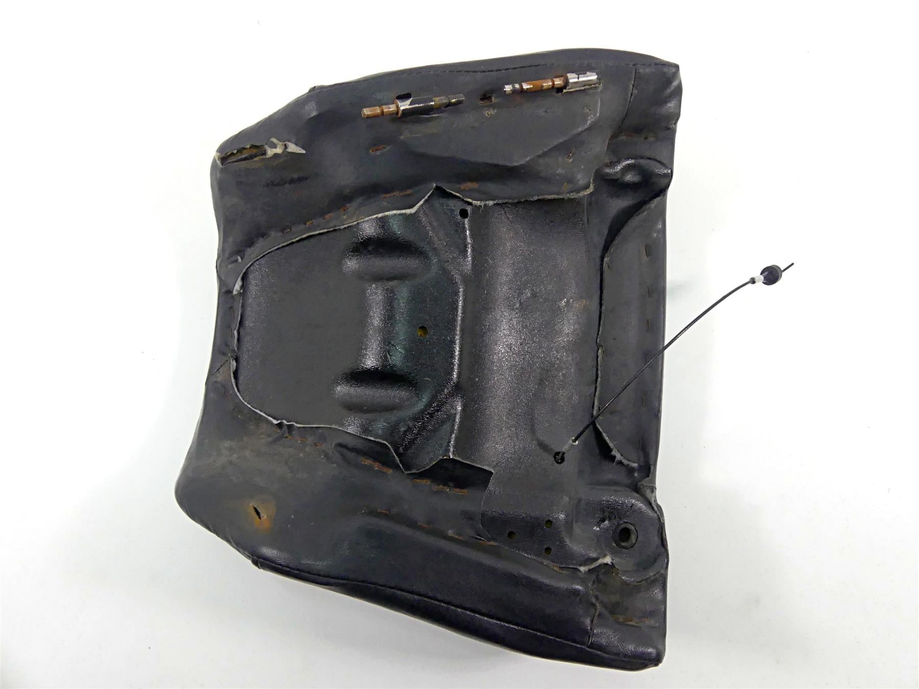 2014 Harley VRSCF Muscle V-Rod Front Rider Driver Seat Saddle - Read 52433-09 {{ shop.shopifyCountryName }} - Mototech271