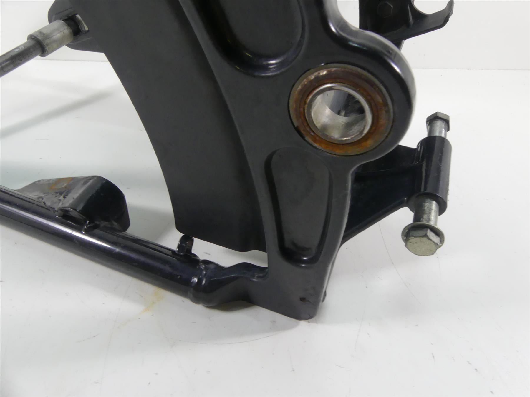 2004 Harley Softail FLSTFI Fat Boy Rear Swingarm Swing Arm + 3/4" Axle 47573-00A {{ shop.shopifyCountryName }} - Mototech271