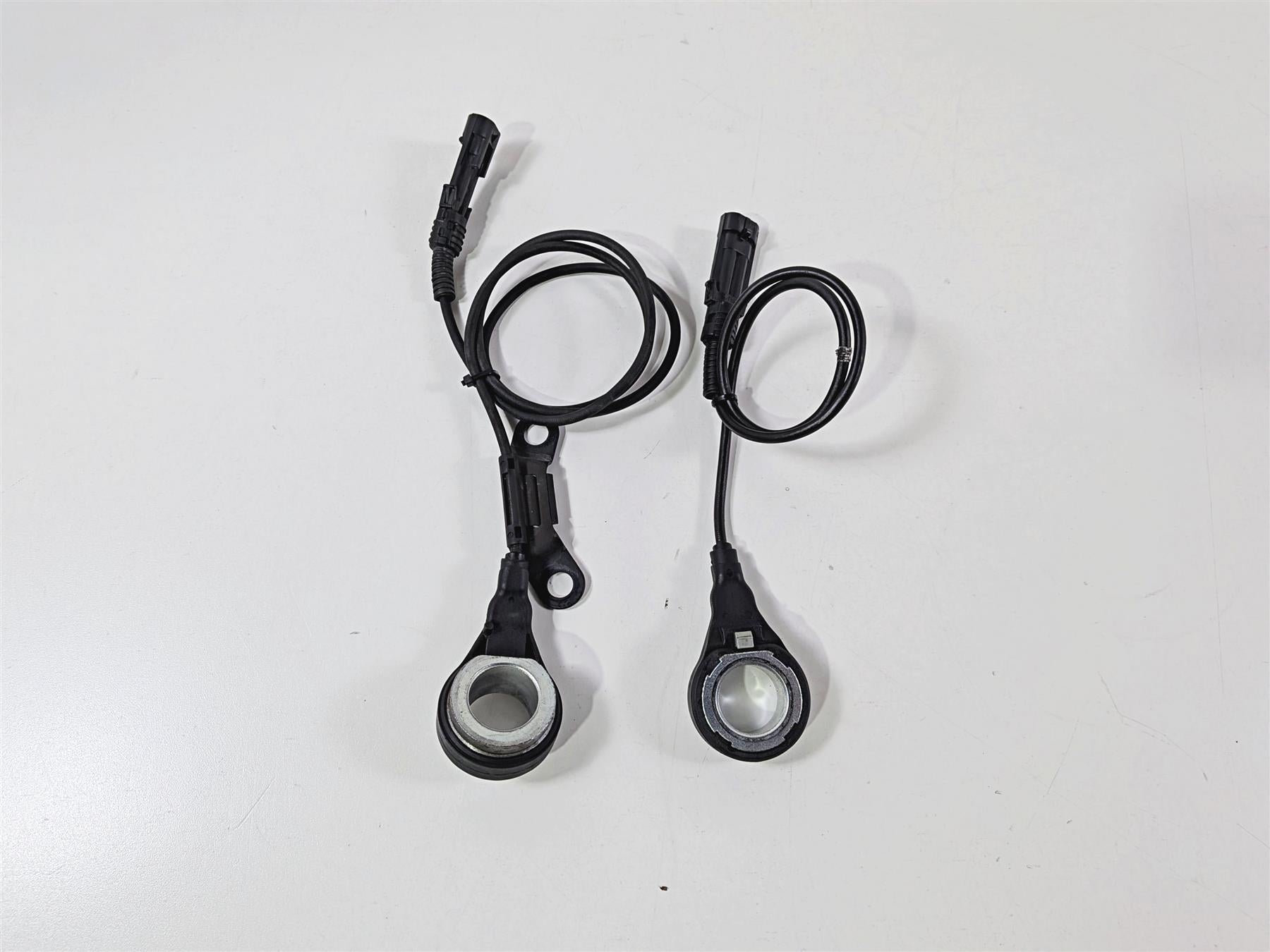 2018 Harley Touring FLHTCU Electra Glide Front Rear Abs Sensor Set 32700015-Mototech271