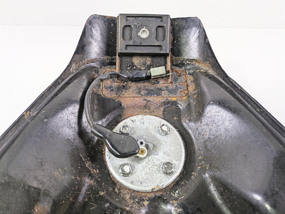 2004 Suzuki VL800 Intruder Volusia Fuel Gas Tank 44110-41F00-13L {{ shop.shopifyCountryName }} - Mototech271