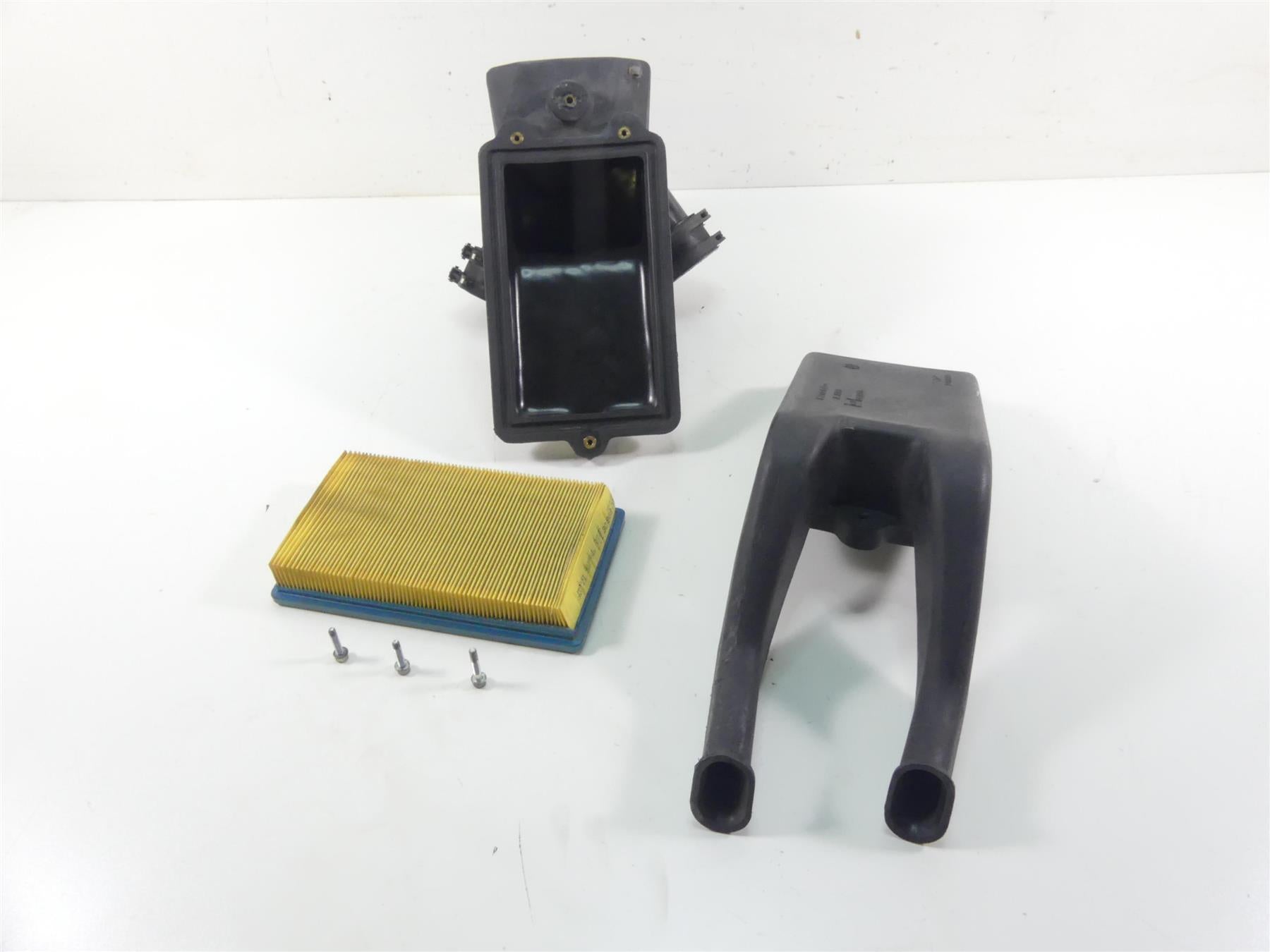 2001 Moto Guzzi California Sp 1100 Air Box Cleaner Breather Filter GU30114060 {{ shop.shopifyCountryName }} - Mototech271