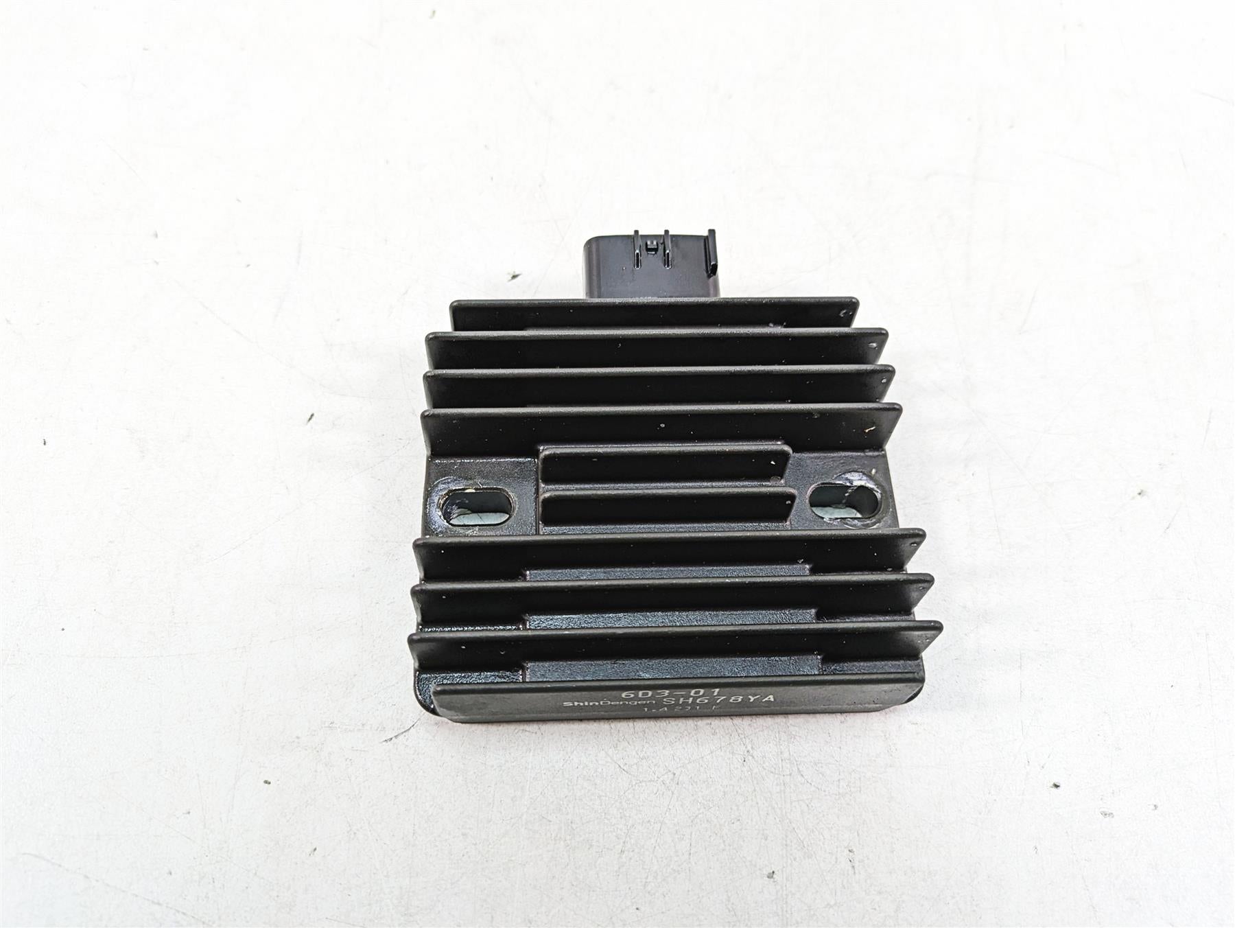 2022 Yamaha Waverunner EX Sp EX1050BX Rectifier Voltage Regulator 6D3-81960-01 {{ shop.shopifyCountryName }} - Mototech271