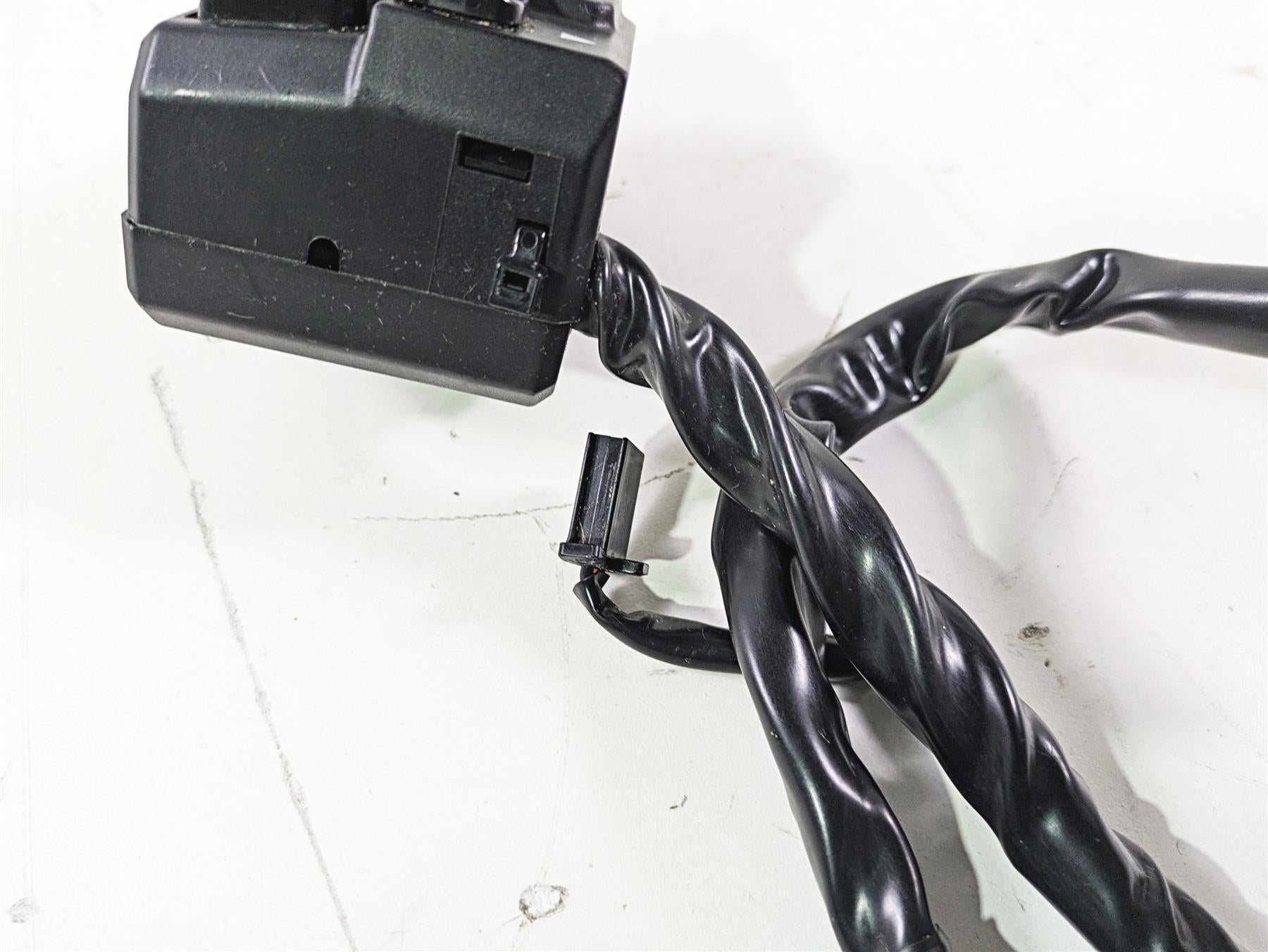 2024 Kawasaki ZX6R ZX636 Ninja Left Hand Turn Signal Control