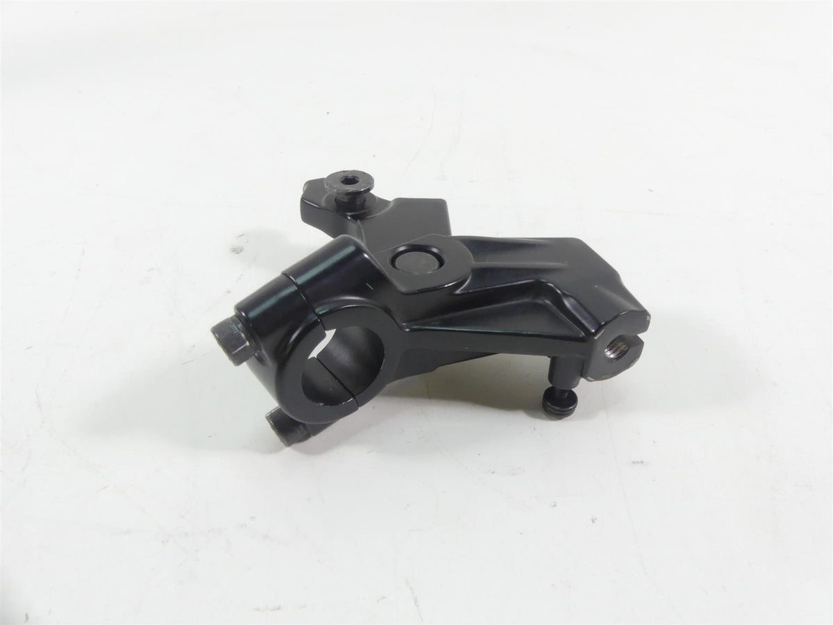 2018 Triumph Street Triple 765RS Clutch Perch T2049998 CG921 7A6903-107 {{ shop.shopifyCountryName }} - Mototech271