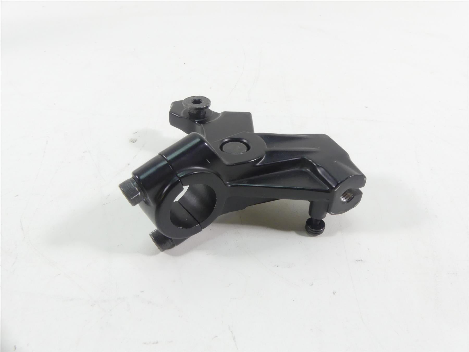 2018 Triumph Street Triple 765RS Clutch Perch T2049998 CG921 7A6903-107