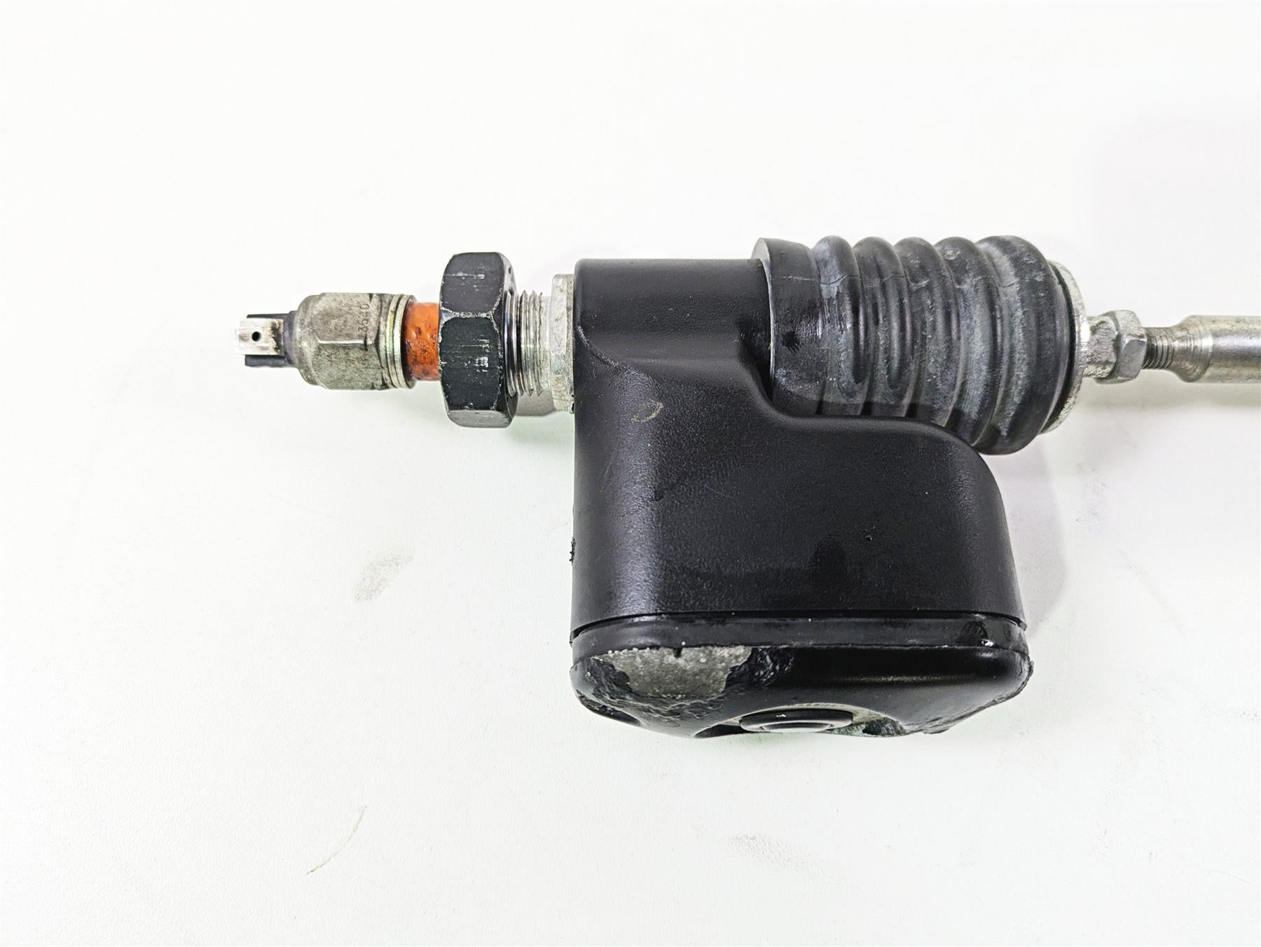 2011 Harley FXDC Dyna Super Glide Rear Brake Master Cylinder 42474-06C {{ shop.shopifyCountryName }} - Mototech271