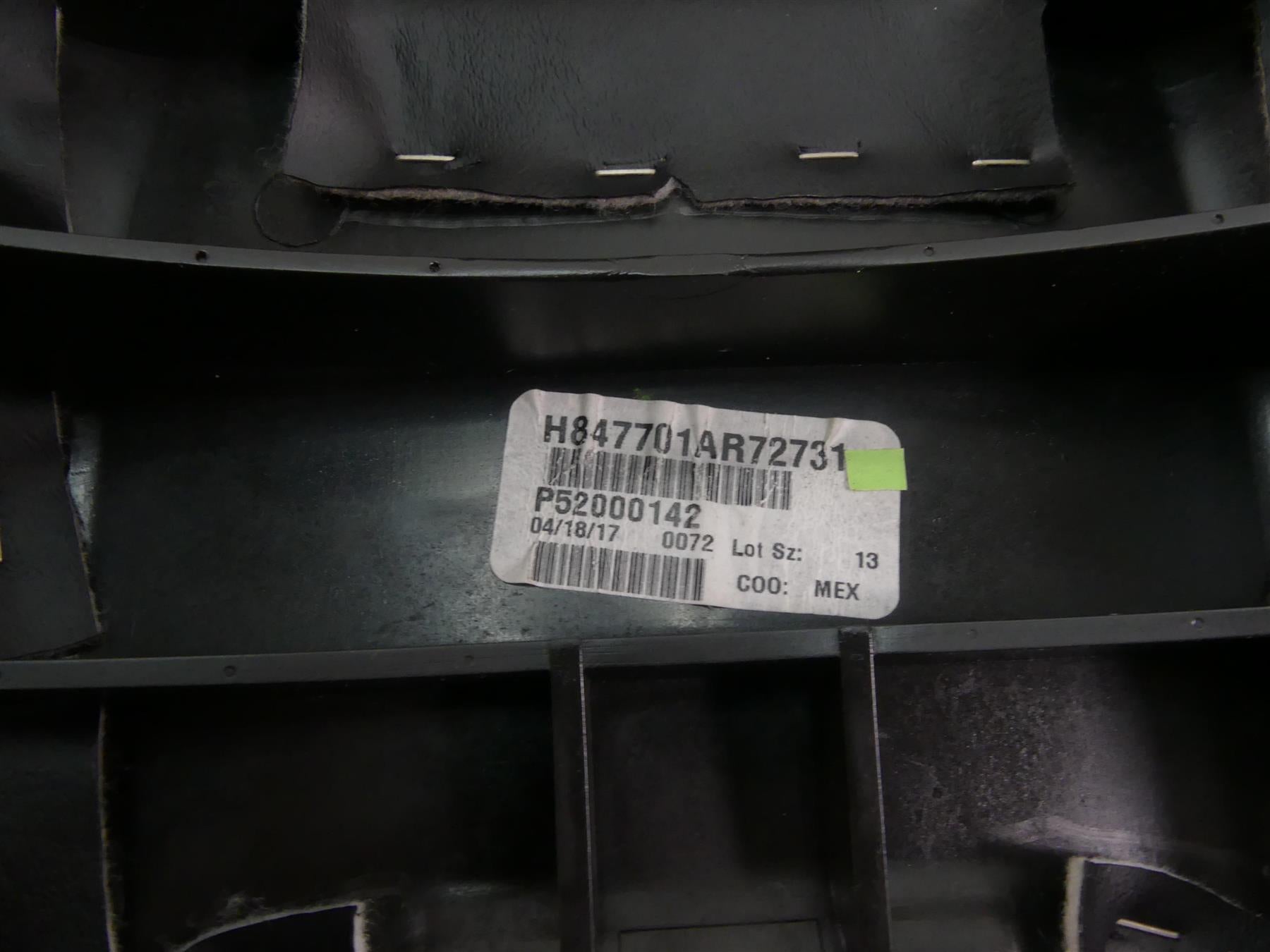 2013 Harley Touring FLHX Street Glide Front Driver Seat Saddle -No Tear 52000142 {{ shop.shopifyCountryName }} - Mototech271
