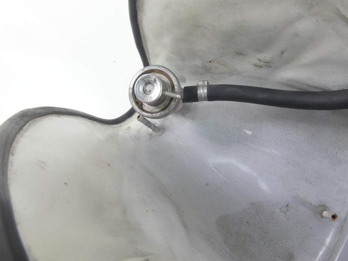 2001 Moto Guzzi California Sp 1100 Fuel Gas Petrol Tank - No Dents GU03100200 {{ shop.shopifyCountryName }} - Mototech271