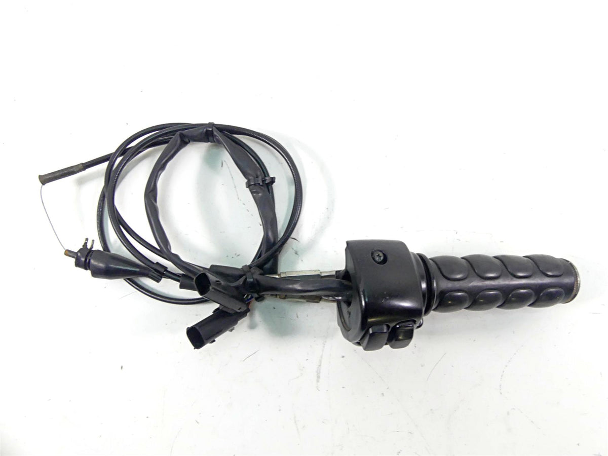 2007 Harley Touring FLHRC Road King Right Hand Throttle Control Switch 71684-06A {{ shop.shopifyCountryName }} - Mototech271