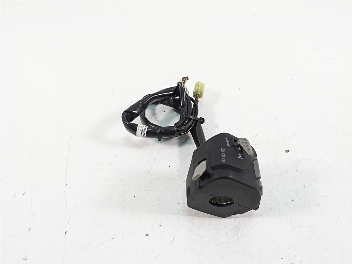 2020 KTM 1290 Super Adventure R Left Hand Turn Signal Control Switch 61411170100 {{ shop.shopifyCountryName }} - Mototech271