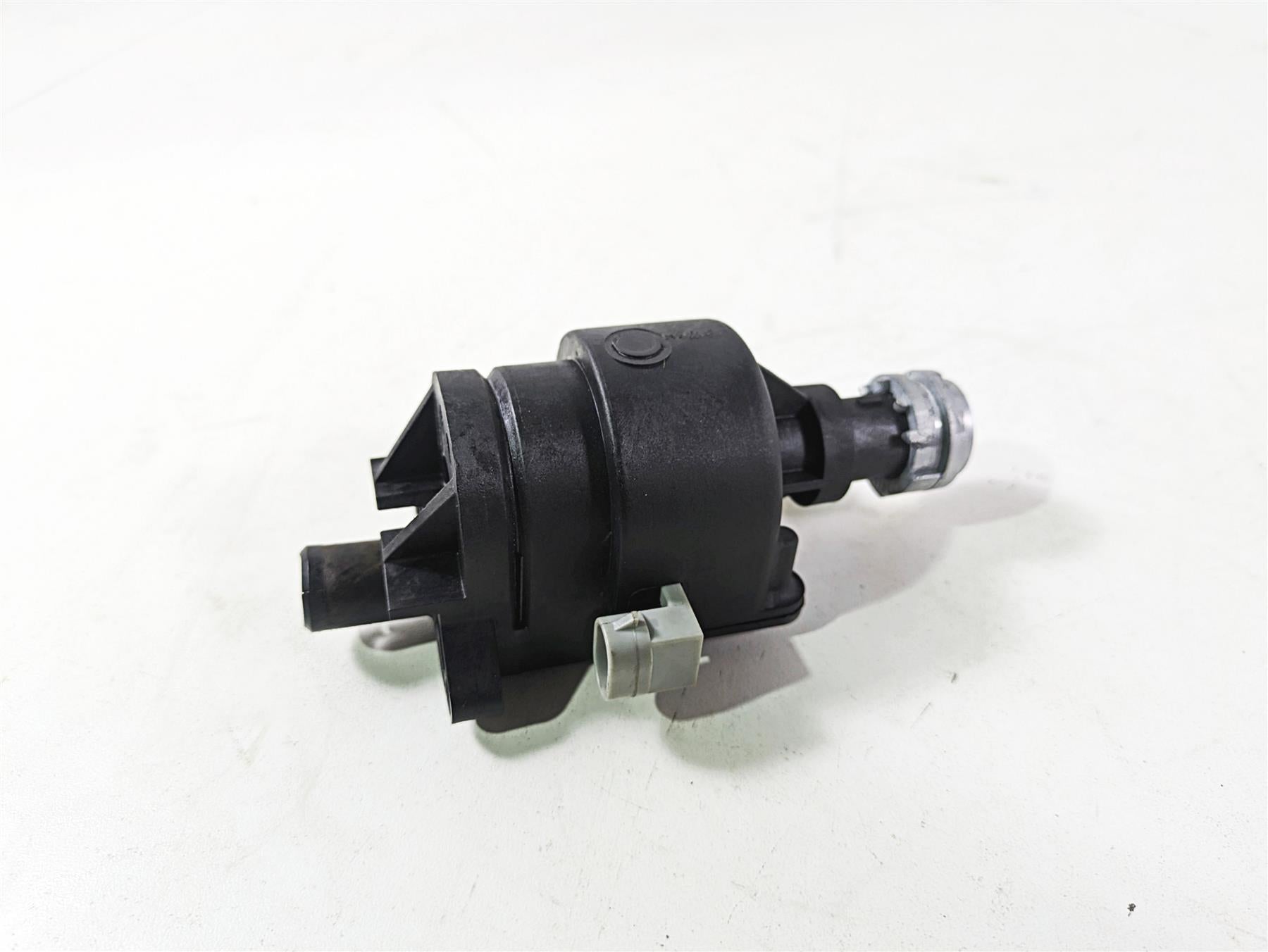 2020 Harley Touring FLHT Electra Glide Ignition Fork Lock Base - Read 71400012B {{ shop.shopifyCountryName }} - Mototech271