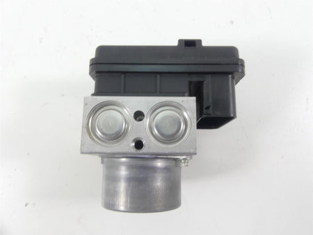 2017 BMW RnineT Racer K32 Abs Brake Pump Pressure Unit Module 8567777 {{ shop.shopifyCountryName }} - Mototech271