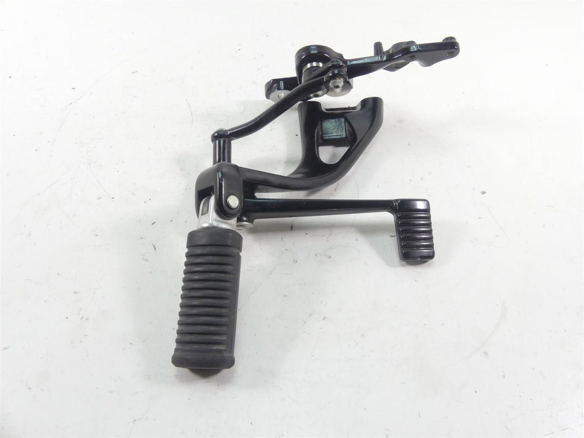 2018 Harley Softail FXBB Street Bob Right Foot Peg & Brake Pedal 50500601 {{ shop.shopifyCountryName }} - Mototech271