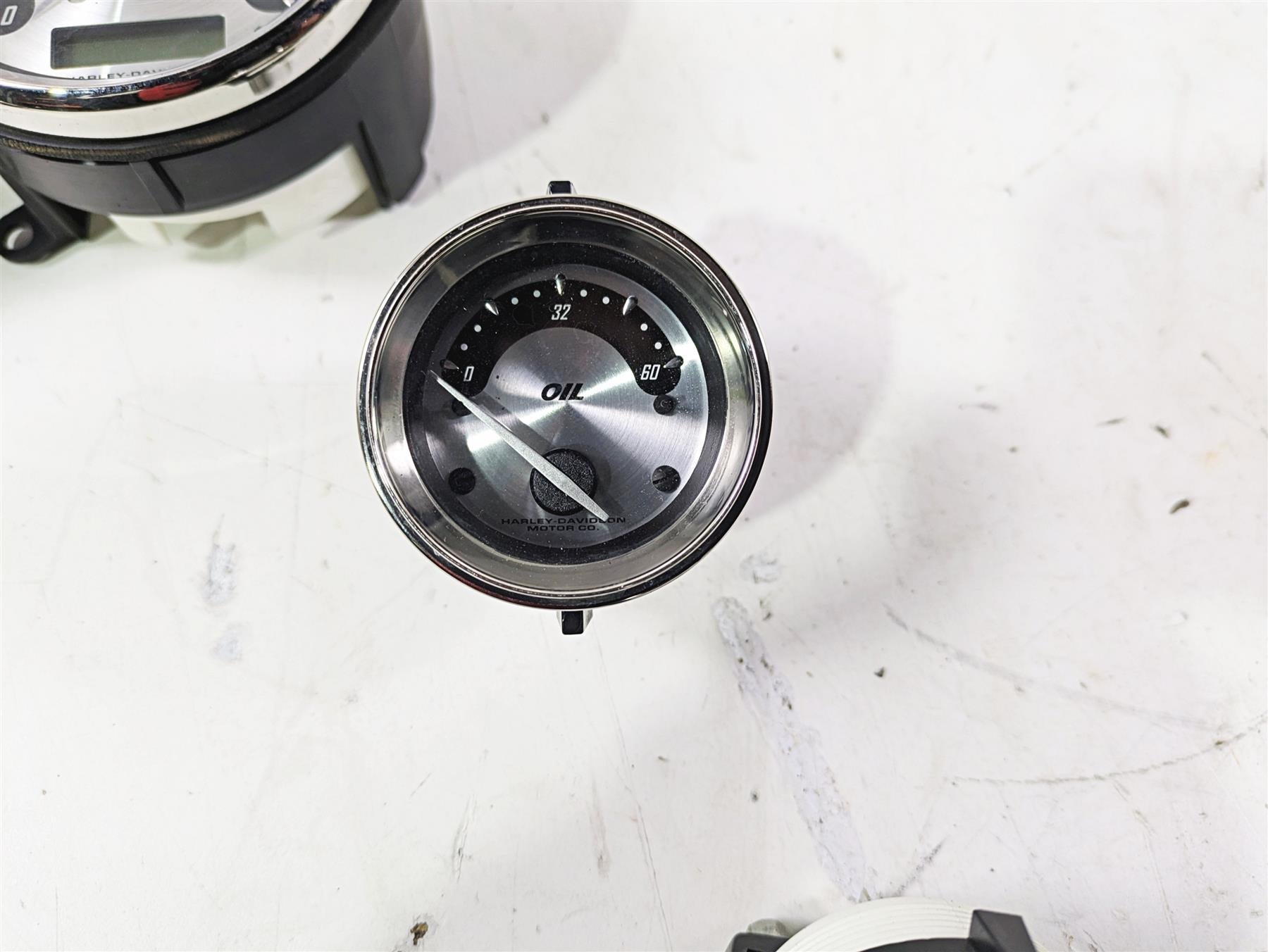 2007 Harley Touring FLHTCU SE CVO E-Glide Speedo Tacho Gauge Set 35K 67516-04B {{ shop.shopifyCountryName }} - Mototech271