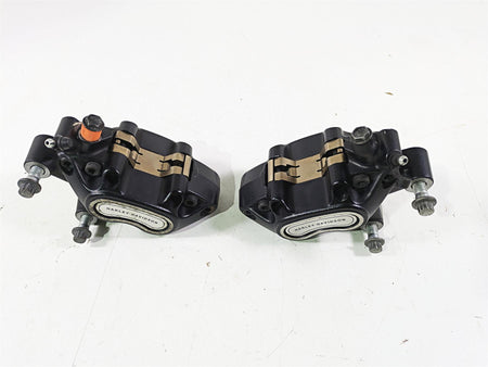 2018 Harley Softail FXFBS Fat Bob Front Brake Caliper Set 41300095 41300205 {{ shop.shopifyCountryName }} - Mototech271