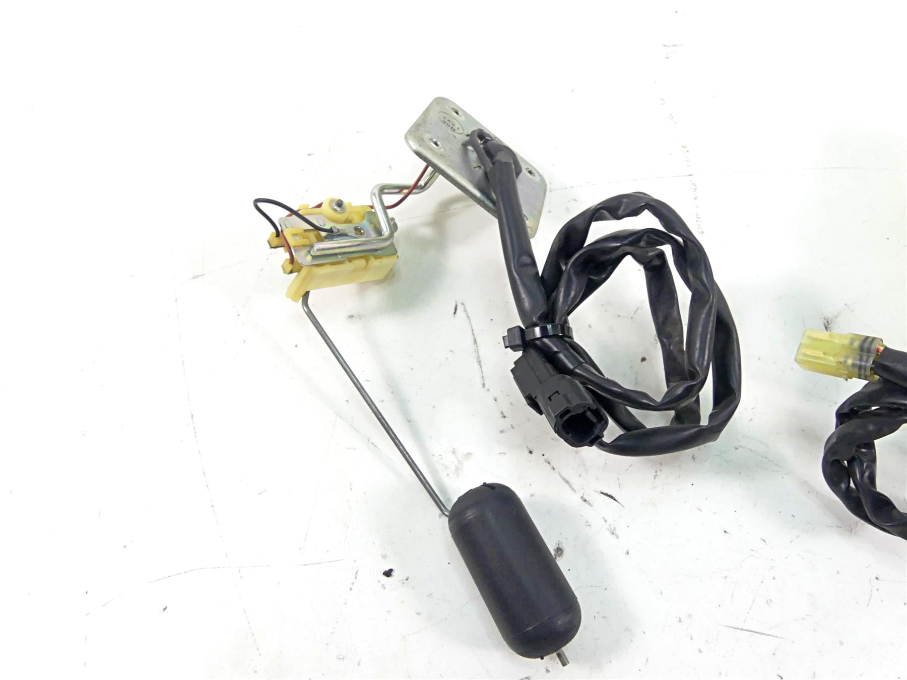 2010 Kawasaki ZX1400 ZX14 R Ninja Fuel Gas Pump & Sending Unit Tested 49040-0024 {{ shop.shopifyCountryName }} - Mototech271