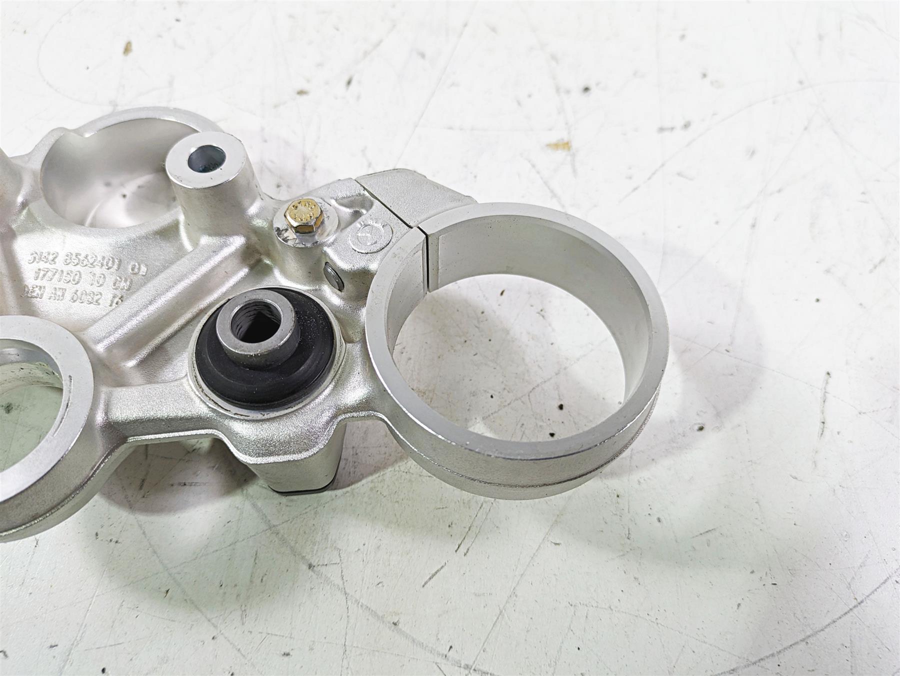 2017 BMW S1000R K47 Upper Triple Tree Steering Clamp 56mm 31428562401 {{ shop.shopifyCountryName }} - Mototech271